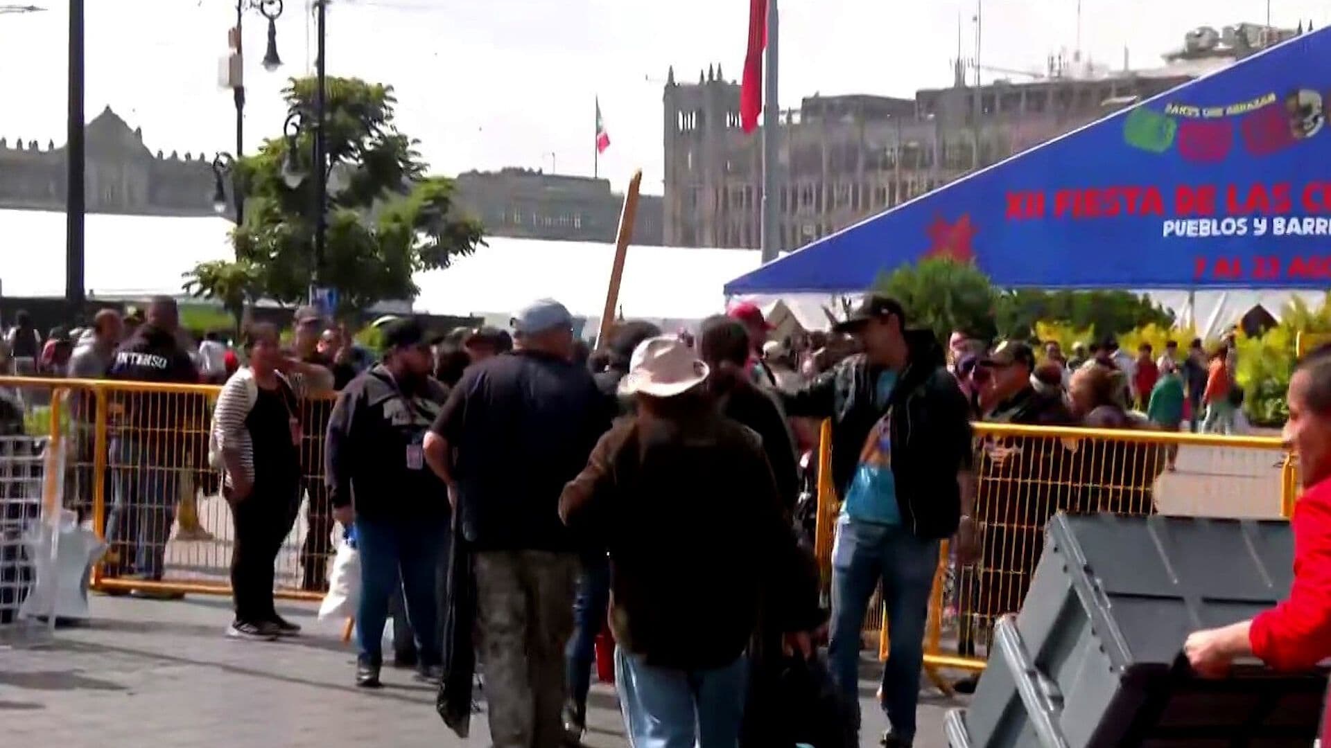 Retiran Bloqueo de Artesanos en Avenida 5 de Mayo Tras Acuerdo con Autoridades