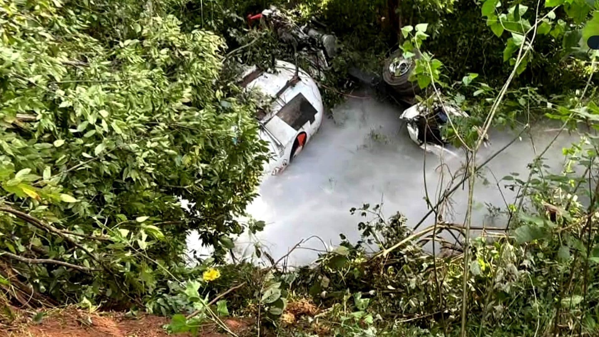 Vuelca Pipa y Provoca Fuga de Gas LP en Huauchinango, Puebla