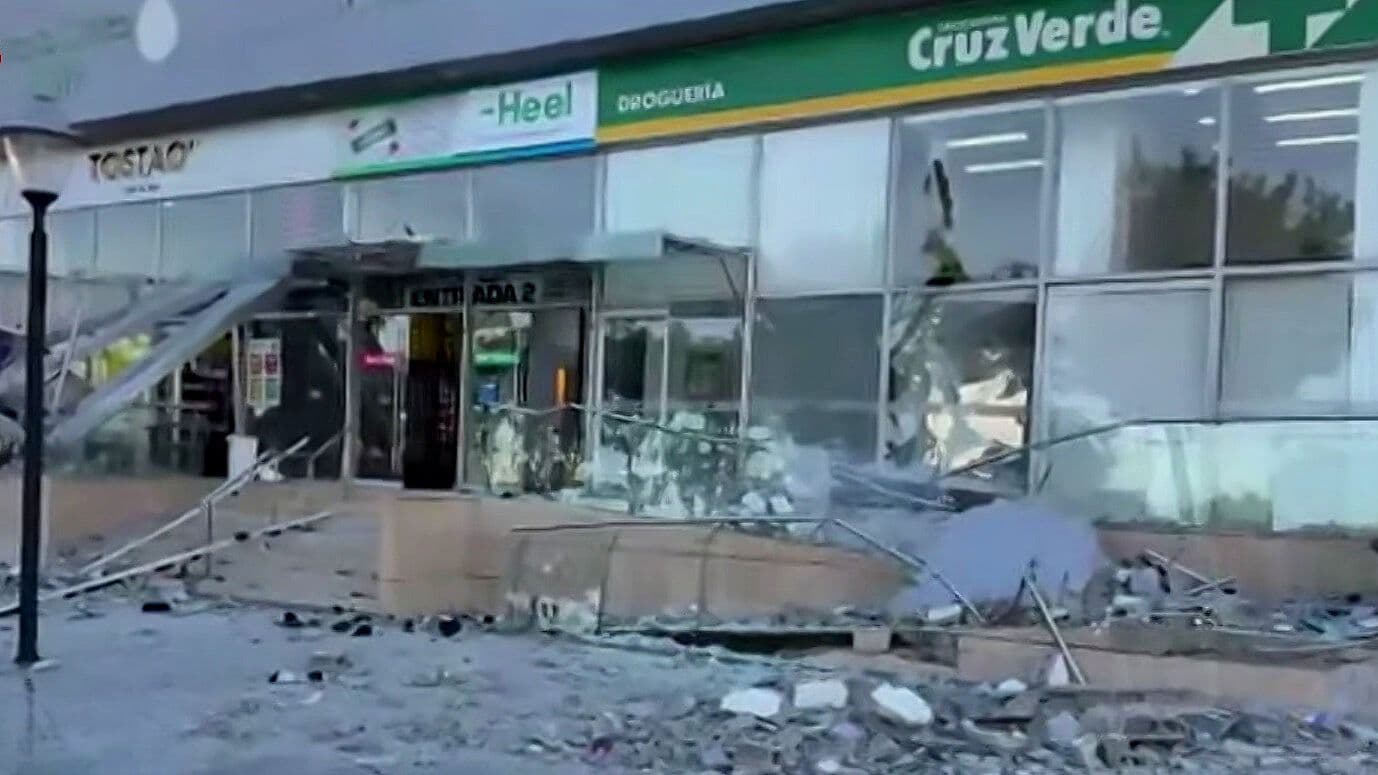 Ordenan Instalación de Puesto de Mando tras Terremoto 7.4 en Colombia: Video de Daños