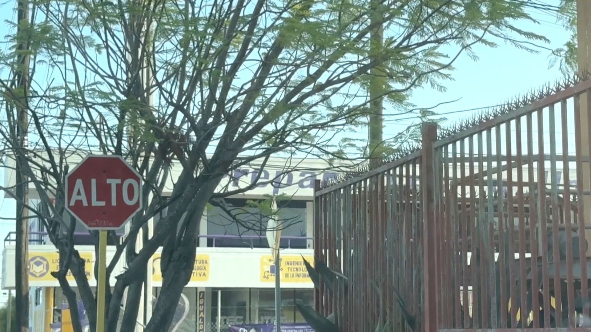 Pelea Entre Estudiantes de Preparatoria Deja a Alumna Hospitalizada; Autoridades ya Investigan
