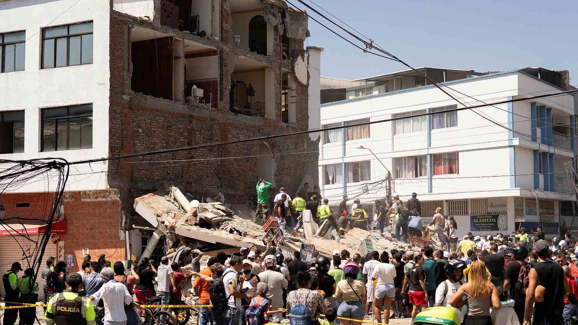 Aumenta Cifra de Muertos por Terremoto en Colombia; Ya Son al Menos 69 Víctimas