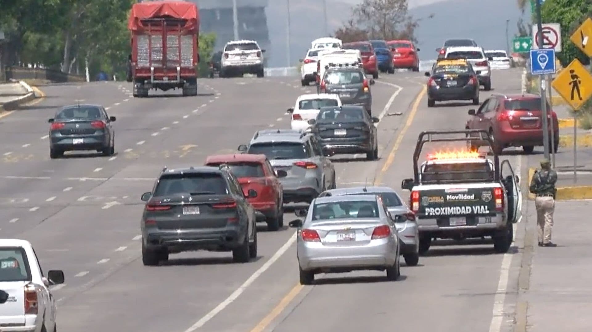 Lanzan Piedra Transporte Público Vehículos Vía Atlixcáyotl Puebla