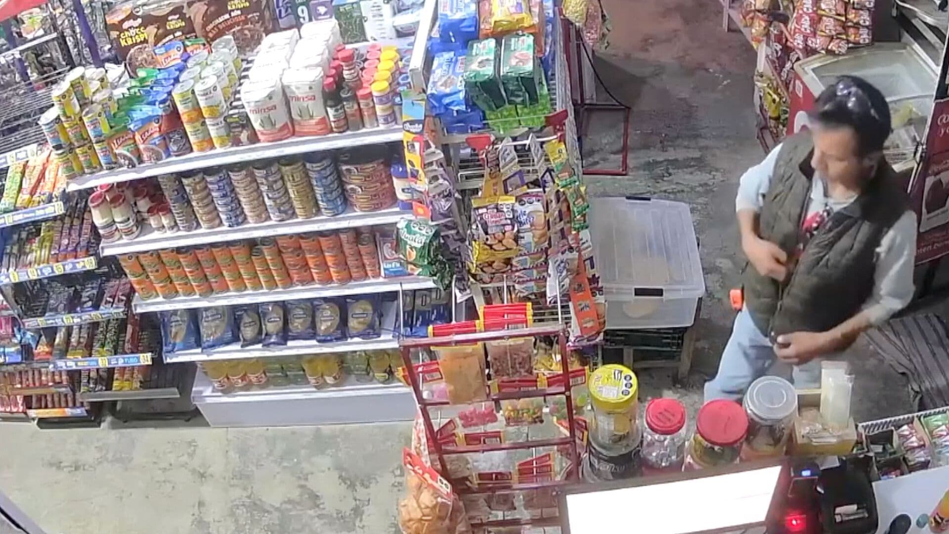 Video Asalto Armado Robo Dinero Bebidas Tienda La Bodeguita de Tehuacán de Puebla