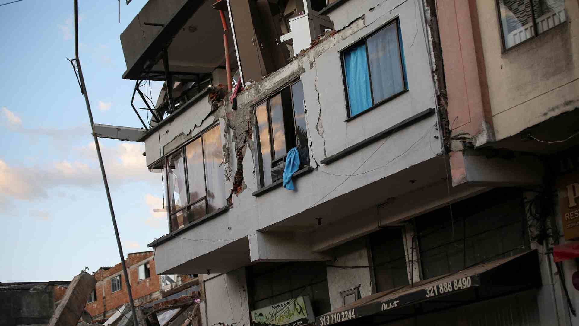 Así Amanece Colombia tras Fuerte Temblor que Dejó Más de 160 Muertos