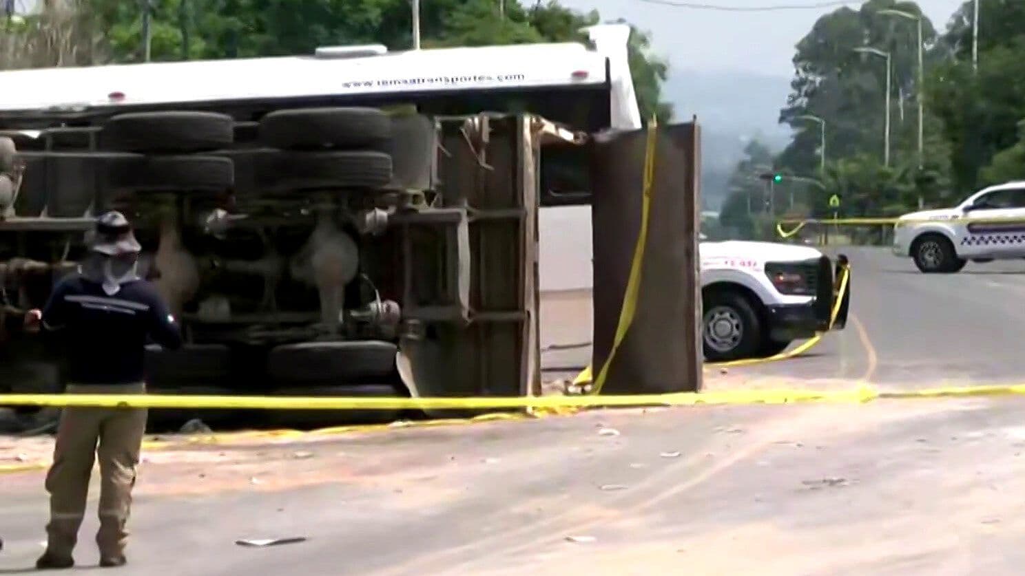 Camión se Queda Sin Frenos y Provoca Fuerte Accidente en Tlajomulco; Hay 12 Lesionados