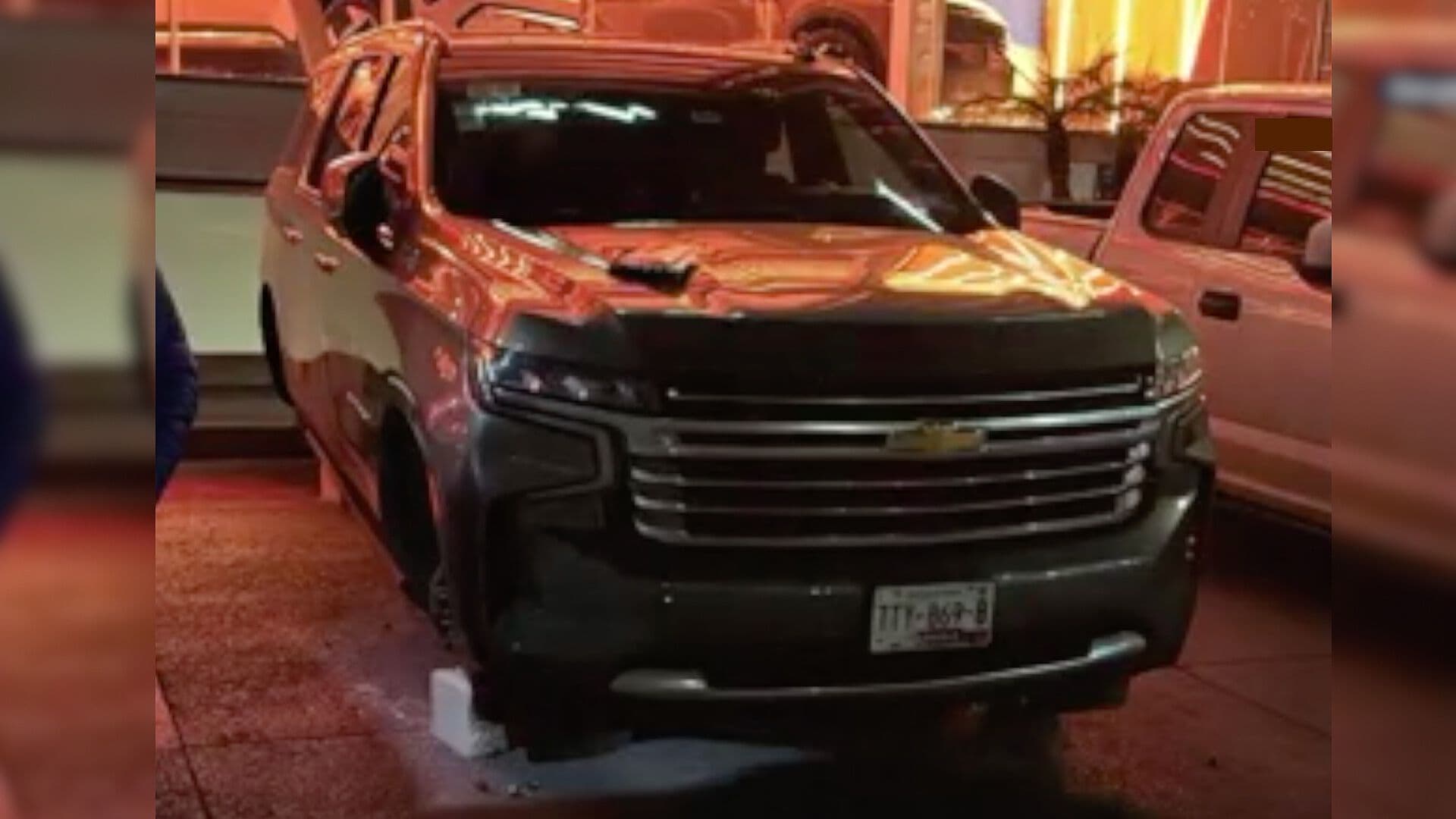 Robo Autopartes Llantas Camioneta Agencia de Autos Vía Atlixcáyotl Puebla