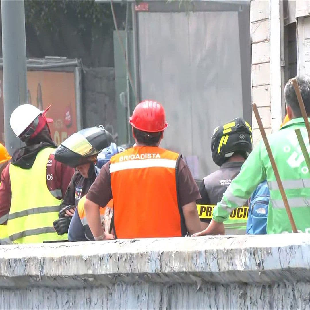 Edificio Derrumbado al Pie de Viaducto, en la Colonia Escandón, Sigue Acordonado