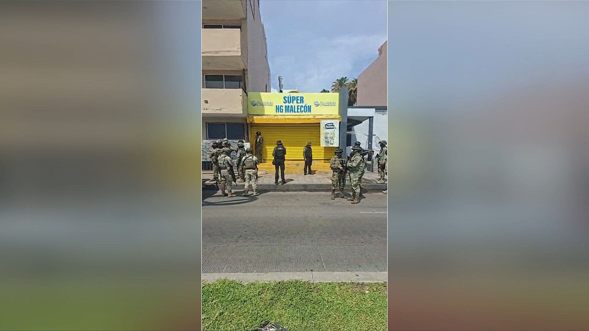 Disparan Contra la Fachada de un Depósito de Cerveza en la Avenida del Mar en Mazatlán, Sinaloa
