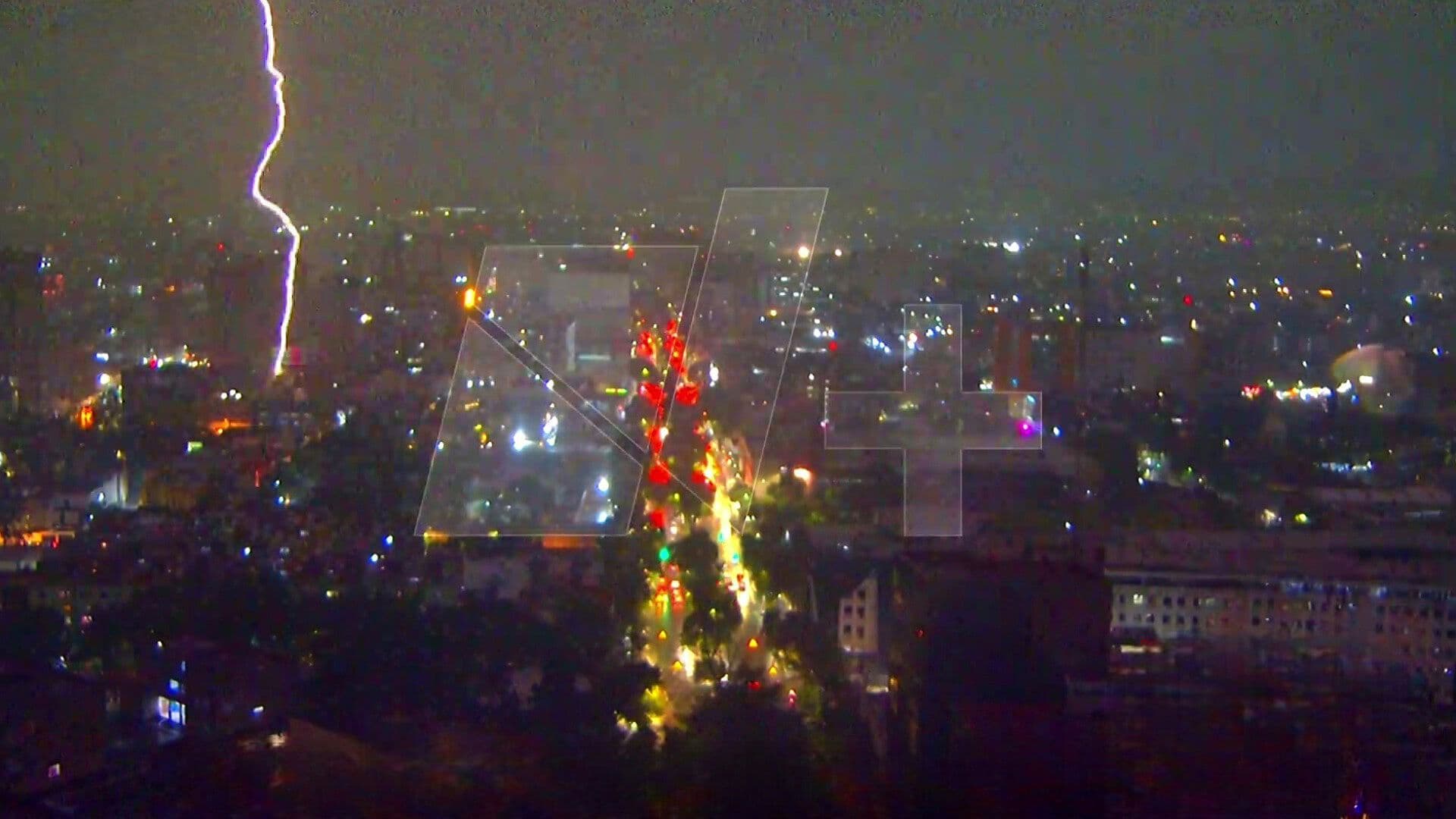VIDEO: Así Se Ve la Lluvia y Tormenta Eléctrica en CDMX desde la Antena de N+; Actualizan Alerta
