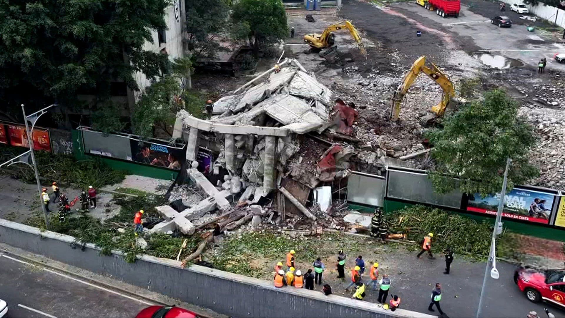 Colapsa en la Colonia Escandón un Edificio en Demolición