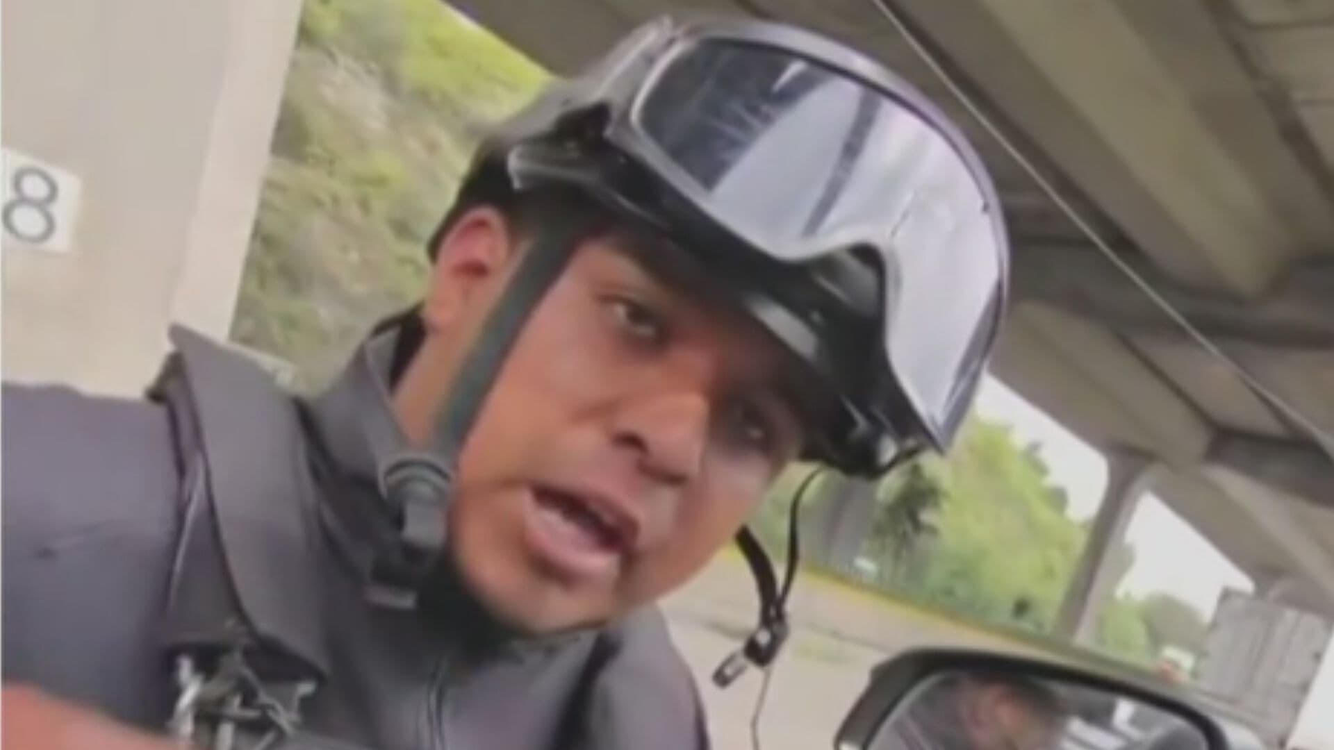 'No Eres Tránsito': Captan a Policías Municipales Intimidando a Automovilista en Tlalnepantla