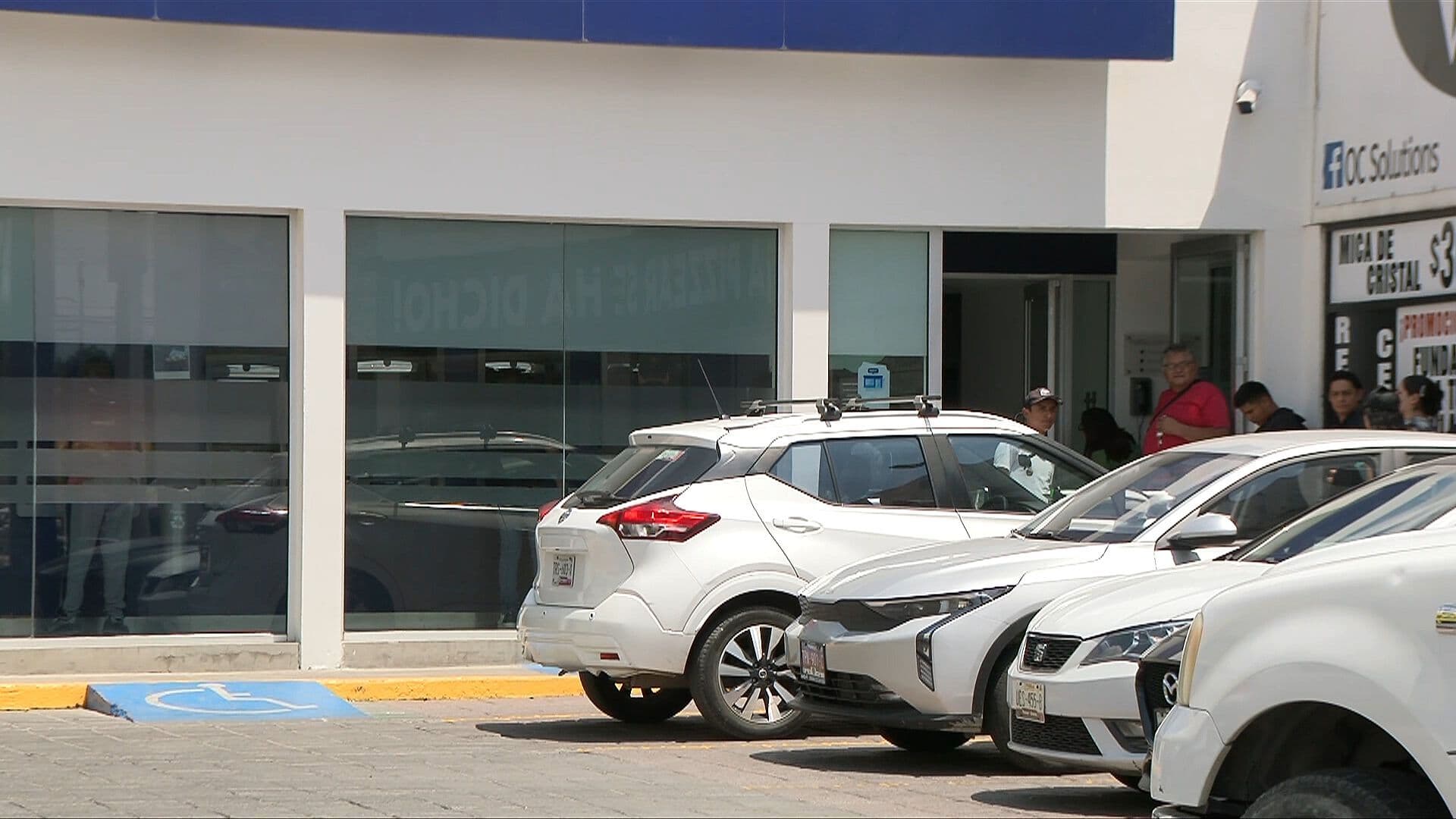 Sujeto Armado Amaga a Cajero y Asalta Banco en Puebla; Esto Es lo que se Llevó