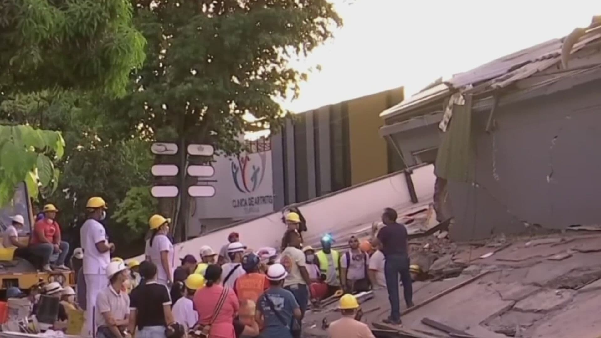 ‘Me Quedé con Mi Vida’: Colombianos Luego de Perder Todo su Patrimonio tras Poderoso Sismo