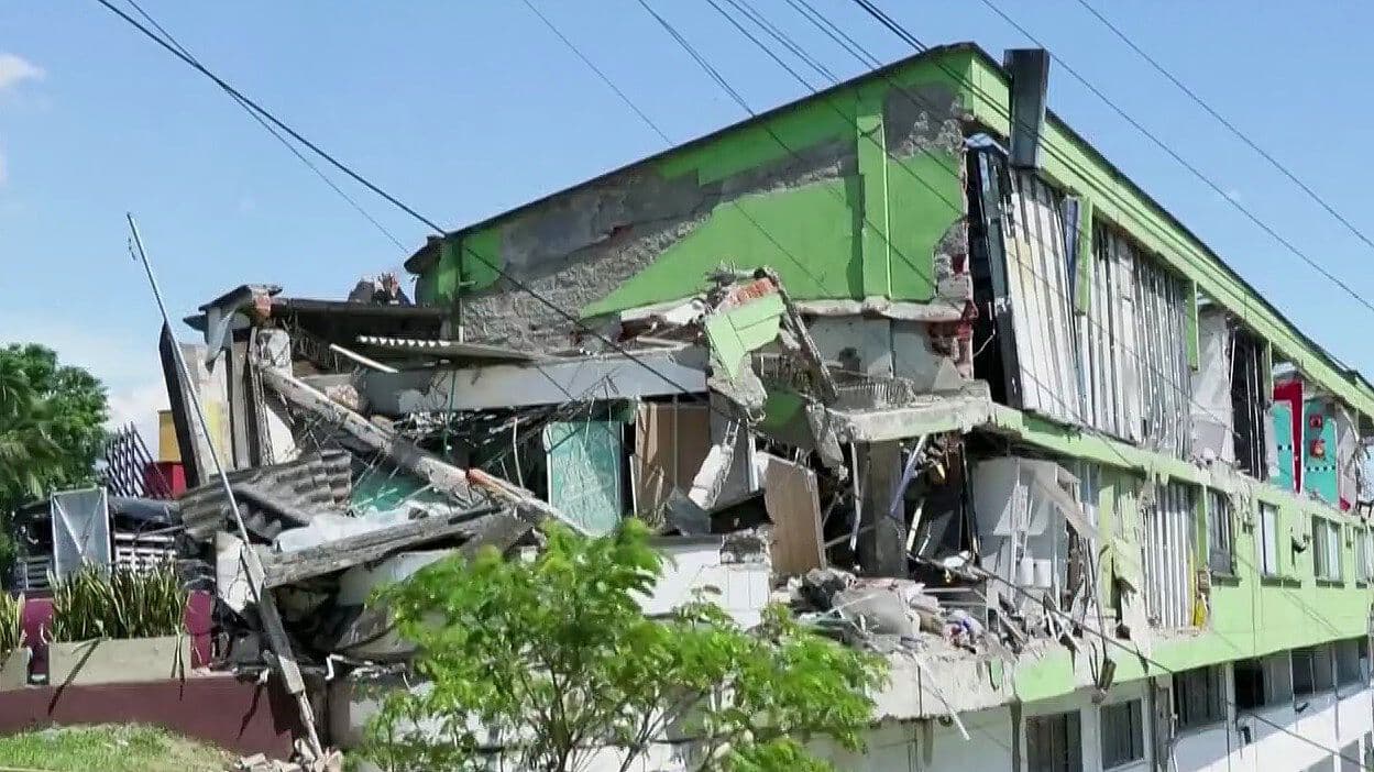 Sismo en Colombia: Continúa Búsqueda de Personas entre los Escombros