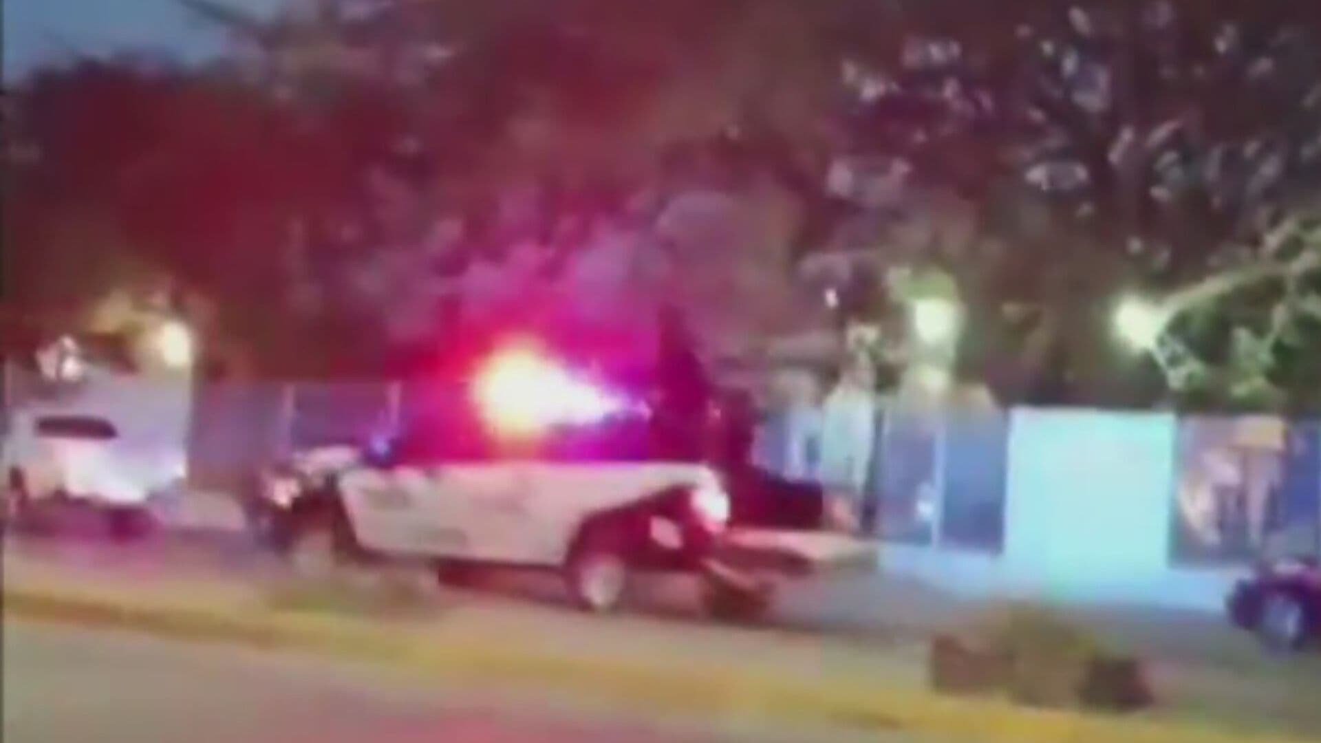 VIDEO | Captan Violento Enfrentamiento entre Pobladores y Policías en El Espinal, Oaxaca