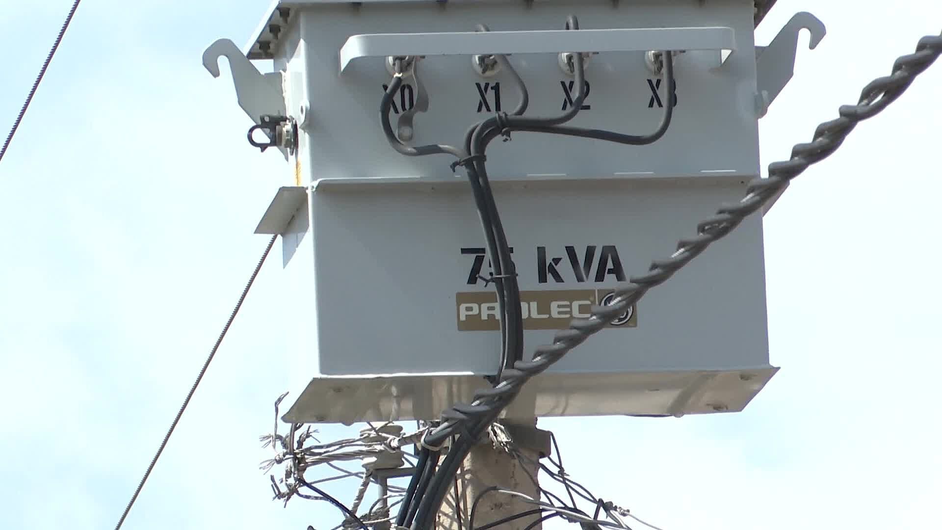 Más de 15 Brigadas de la CFE Atienden Fallas Eléctricas en Huimilpan