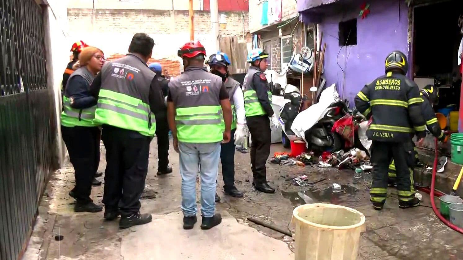 Incendio Consume Parte de una Vivienda en la GAM; Una Veladora Habría Sido la Causa