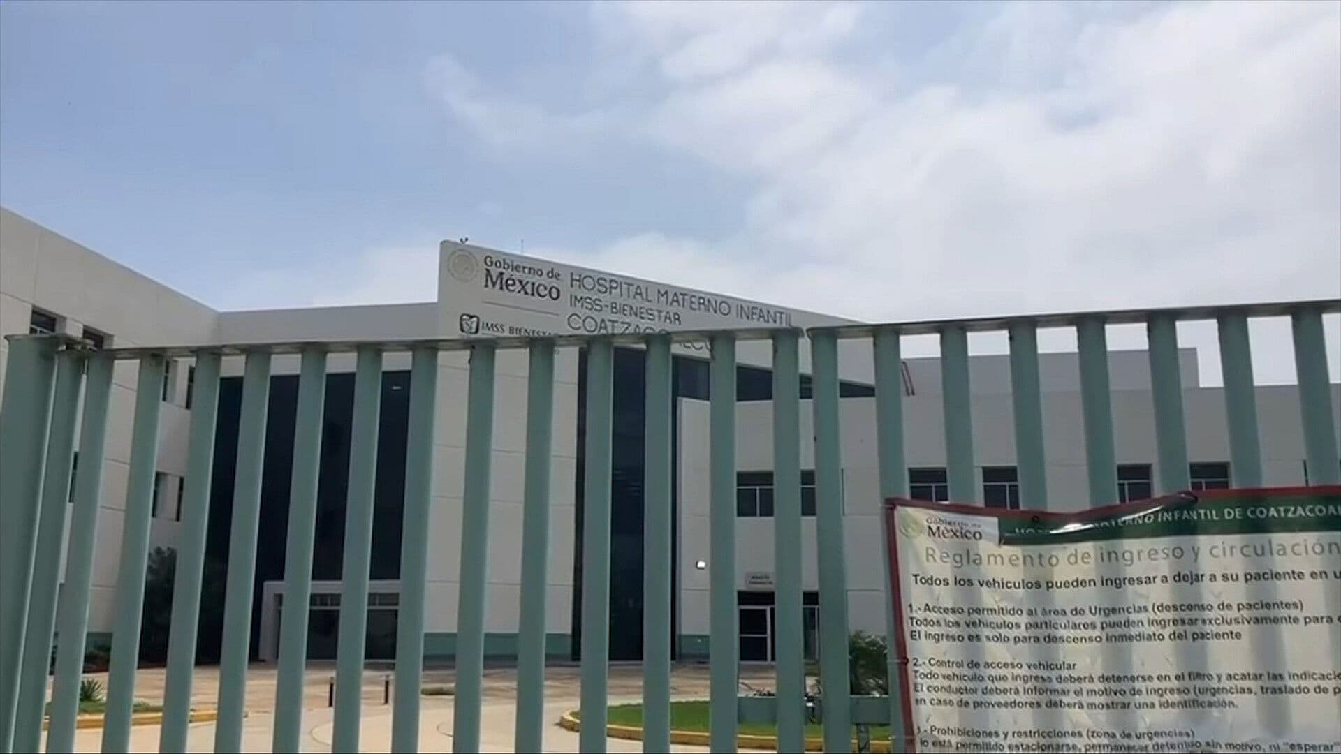 Mala Praxis en un Parto deja Fracturas en Recién Nacida de Coatzacoalcos; Familia Pide Ayuda