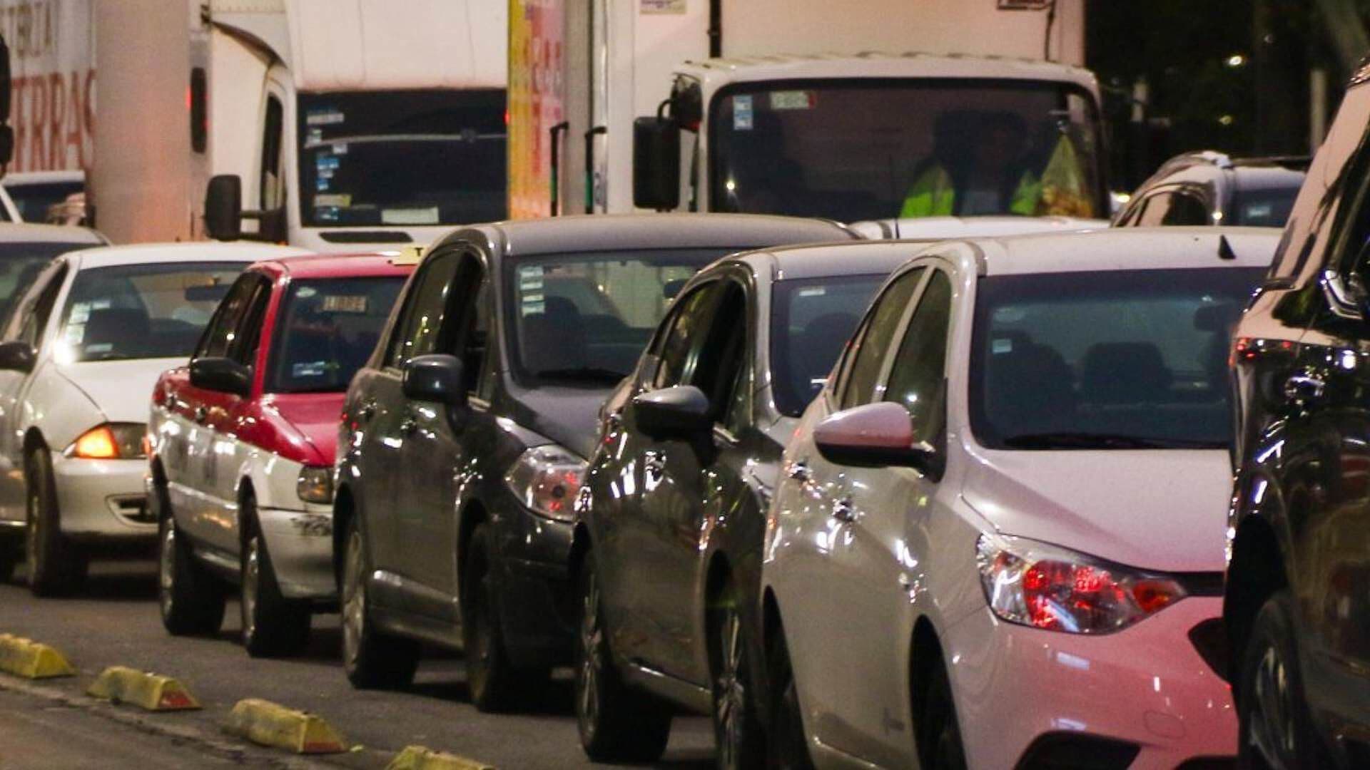 Hoy No Circula Viernes 14 de Agosto de 2026: ¿Qué Autos Tienen Restricción?