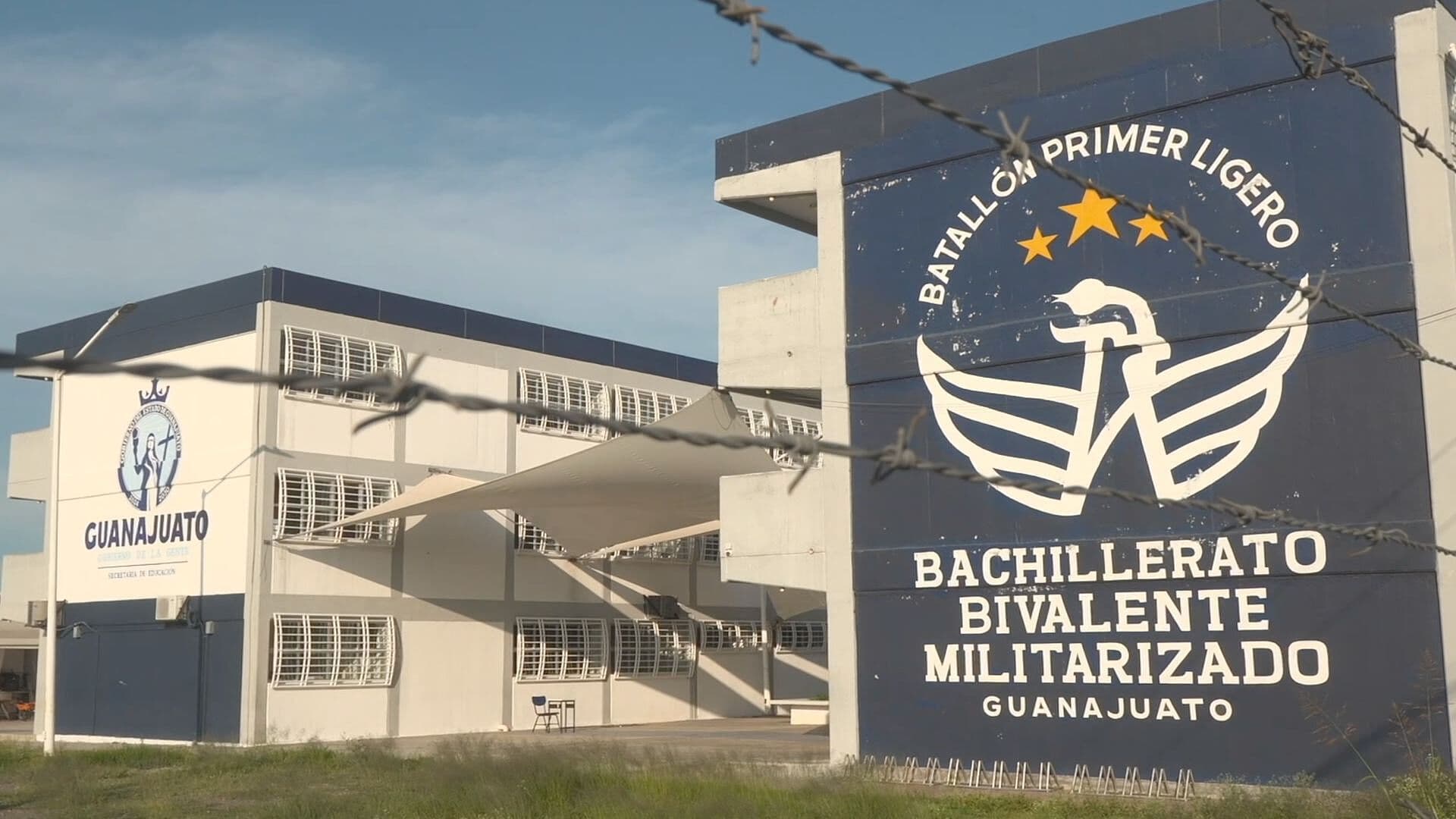 Autoridades de Educación No Cerrarán Escuelas Militarizadas en Guanajuato