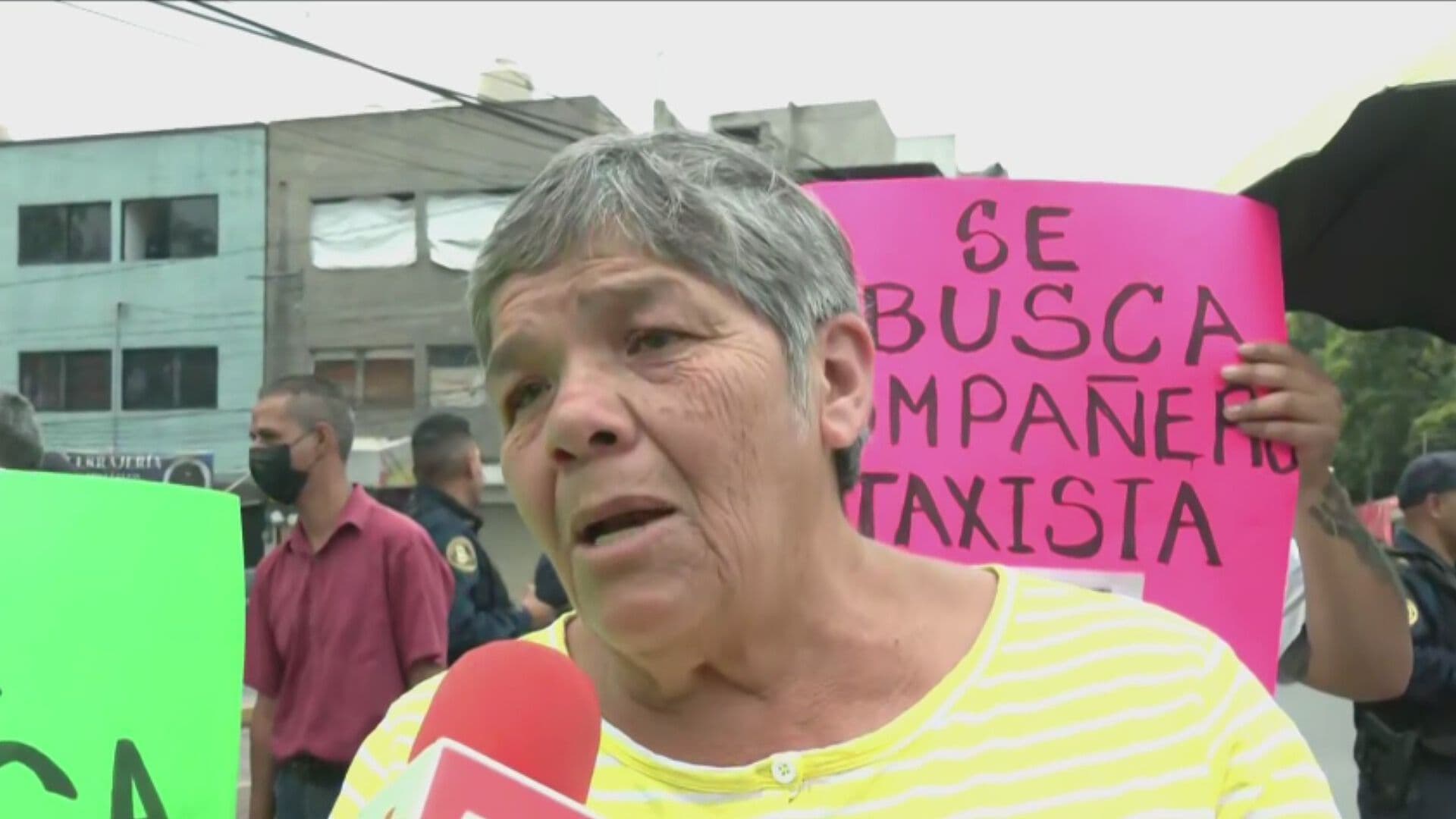 Taxistas Bloquean Aquiles Serdán en Azcapotzalco por Desaparición de Compañero