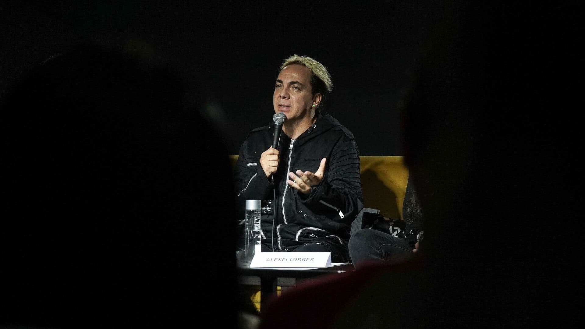 Cristian Castro Deja el Romanticismo y Saca su Lado Metalero con Nueva Banda