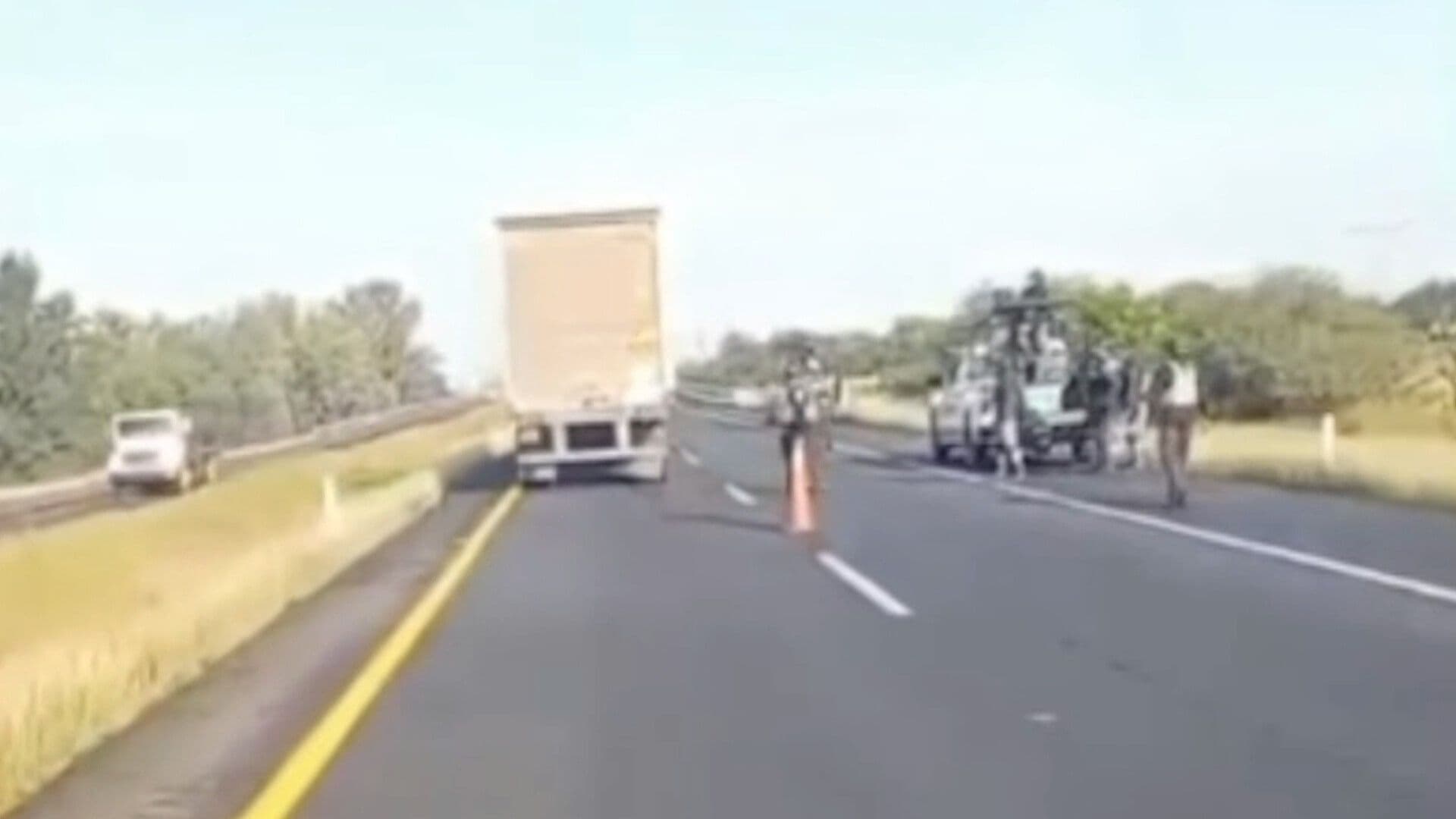 Frustra la Guardia Nacional Asalto en la Carretera Apaseo el Grande Celaya