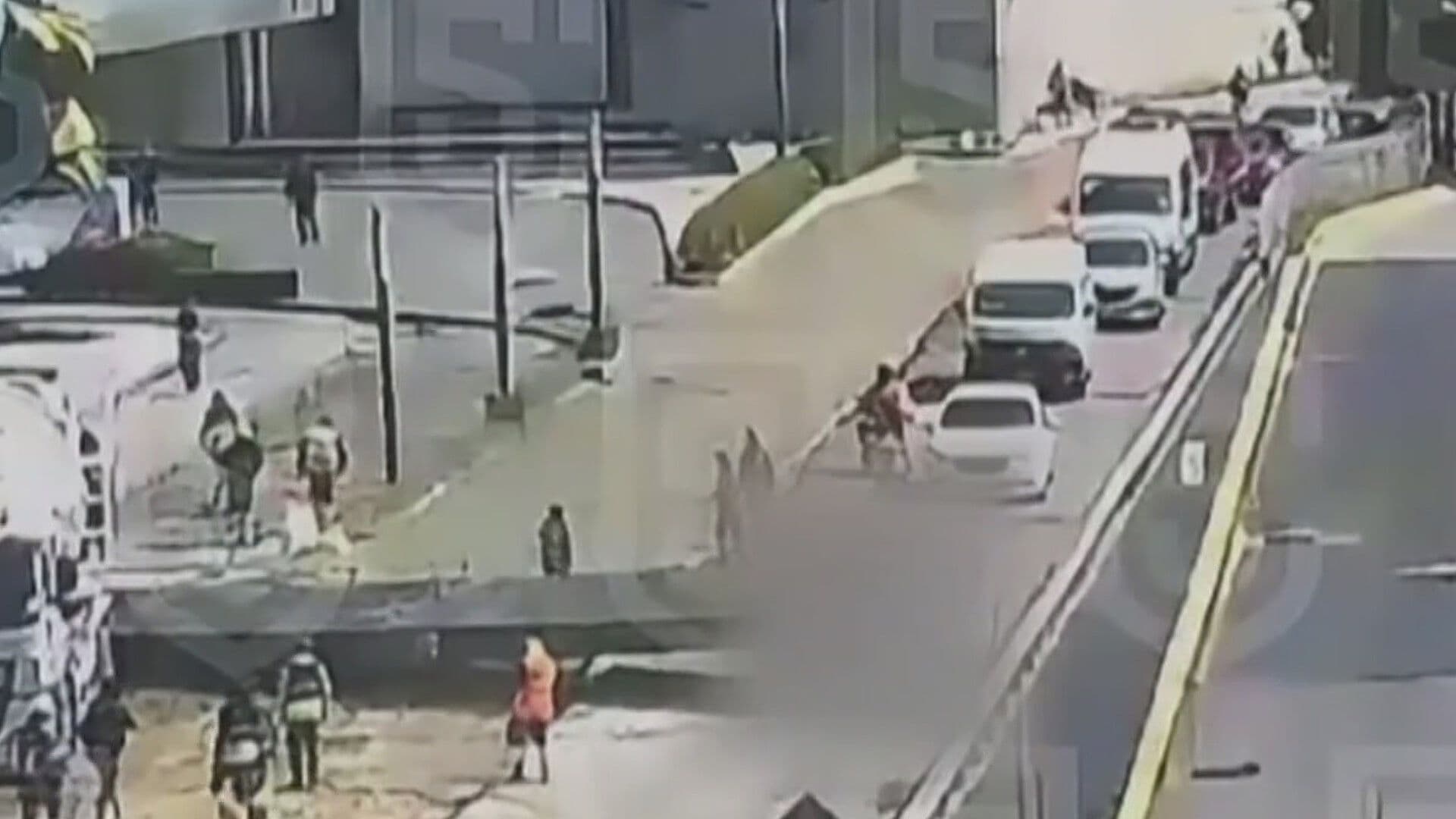 Paseo Interlomas Lanza Comunicado Tras Muerte de una Mujer por Caída de Estructura; Esto Dijo