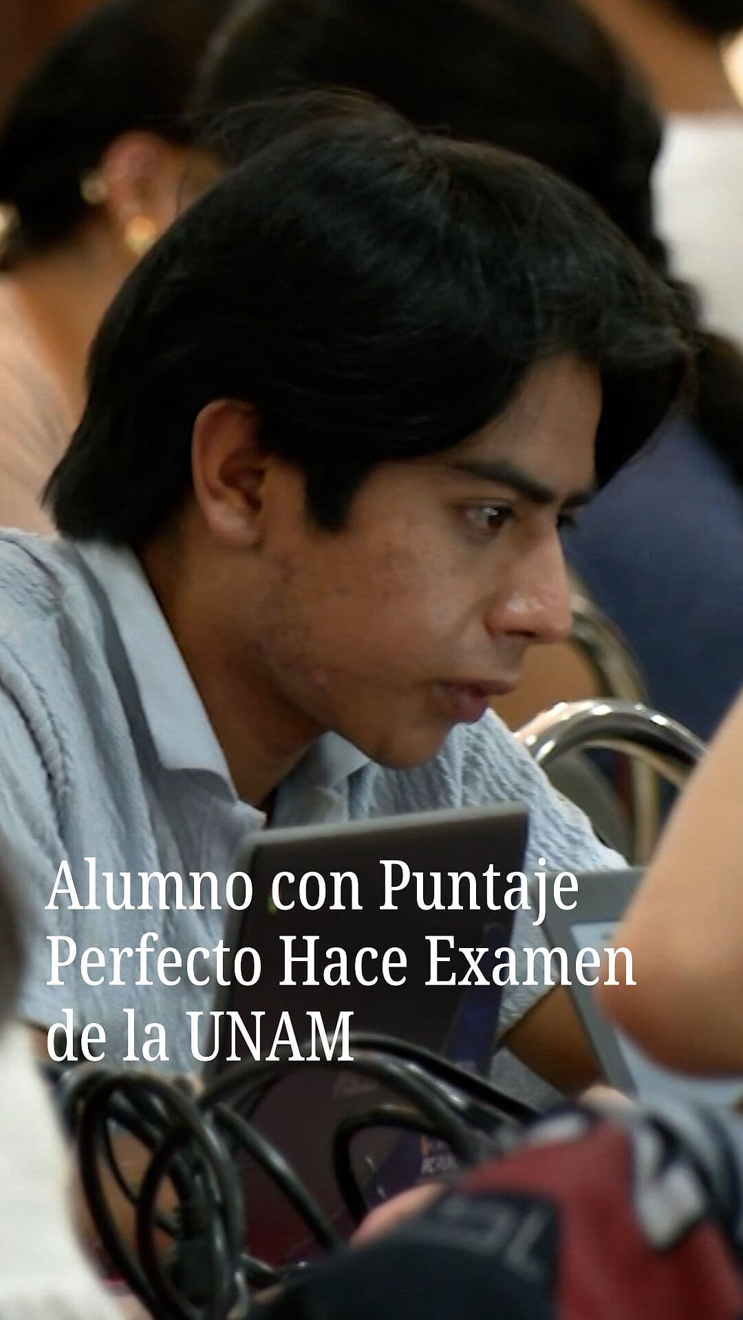 Alumno con Puntaje Perfecto Hace Examen de la UNAM