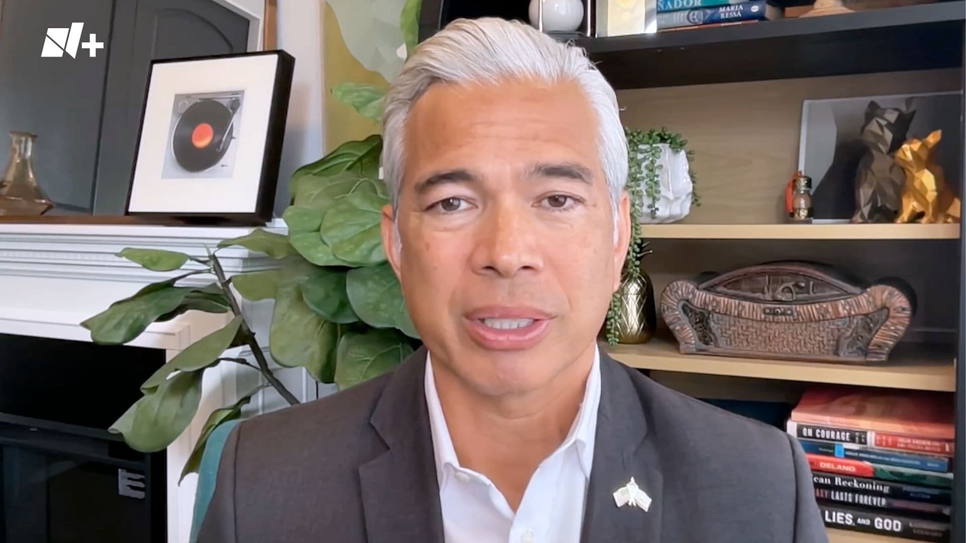 Rob Bonta Cuestiona Guantes Eléctricos de ICE y Advierte Posibles Demandas en California