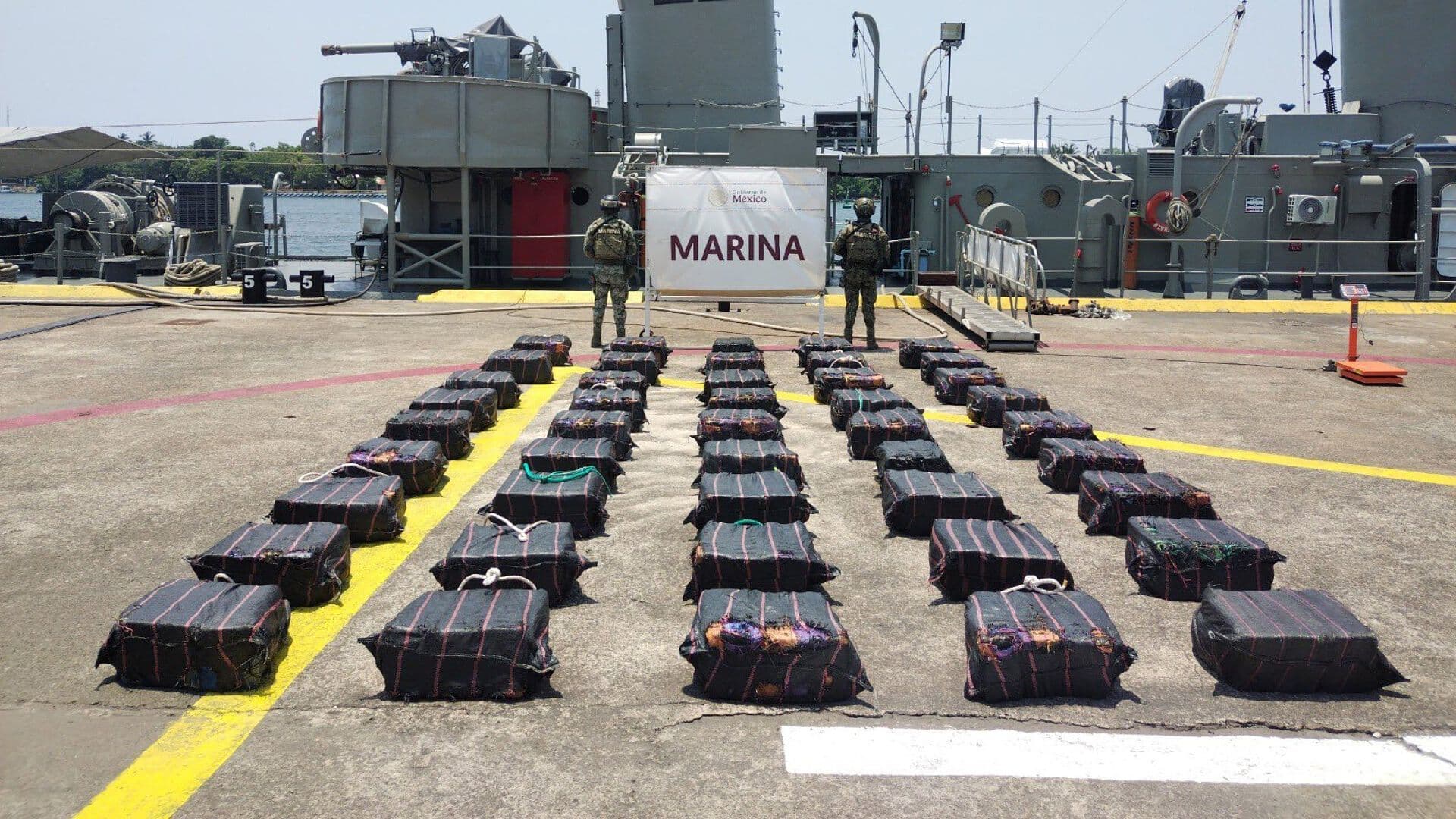 Marina Asegura 1.6 Toneladas de Cocaína en Costas de Michoacán