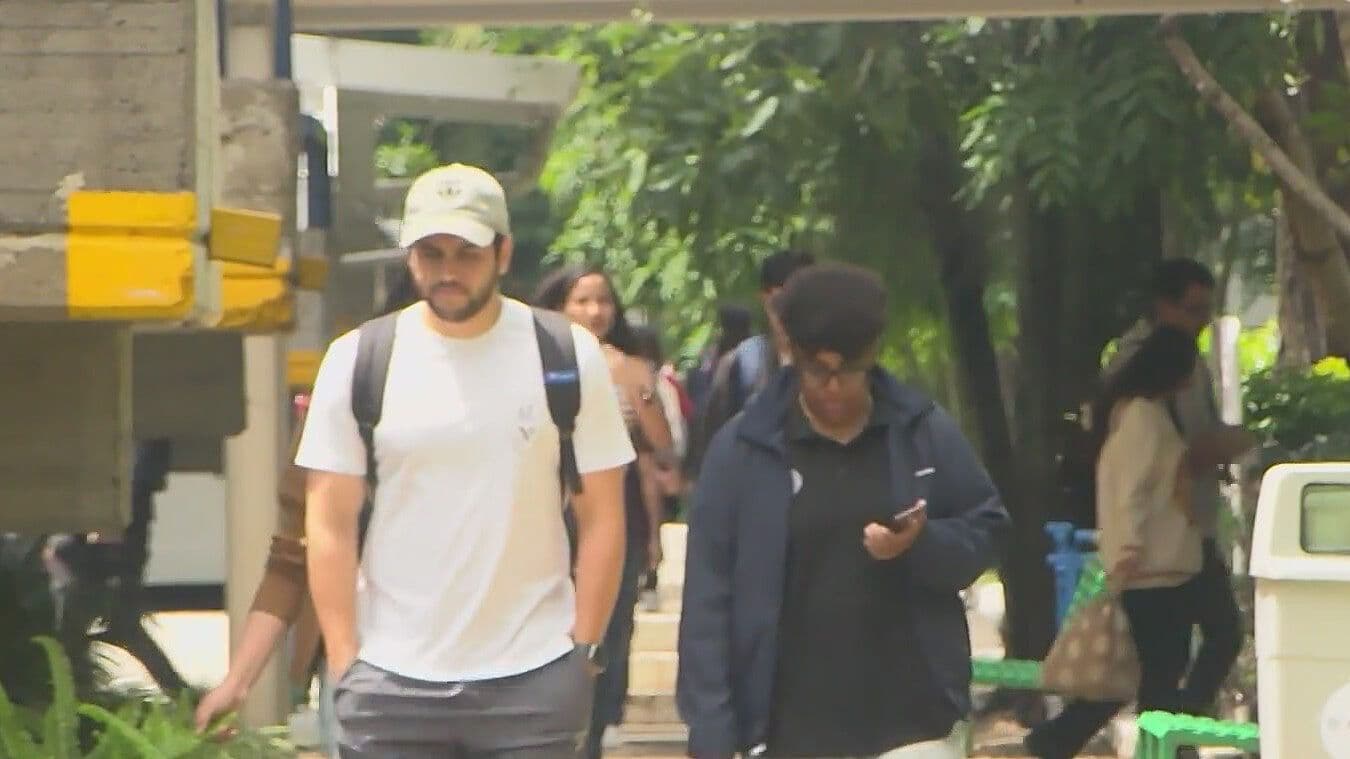 Regresan a Clases 345 Mil Alumnos de la Universidad de Guadalajara