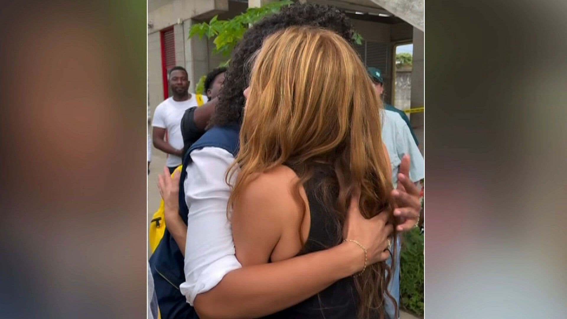 Shakira Visita Quibdó para Conocer Daños Tras Terremoto en Colombia