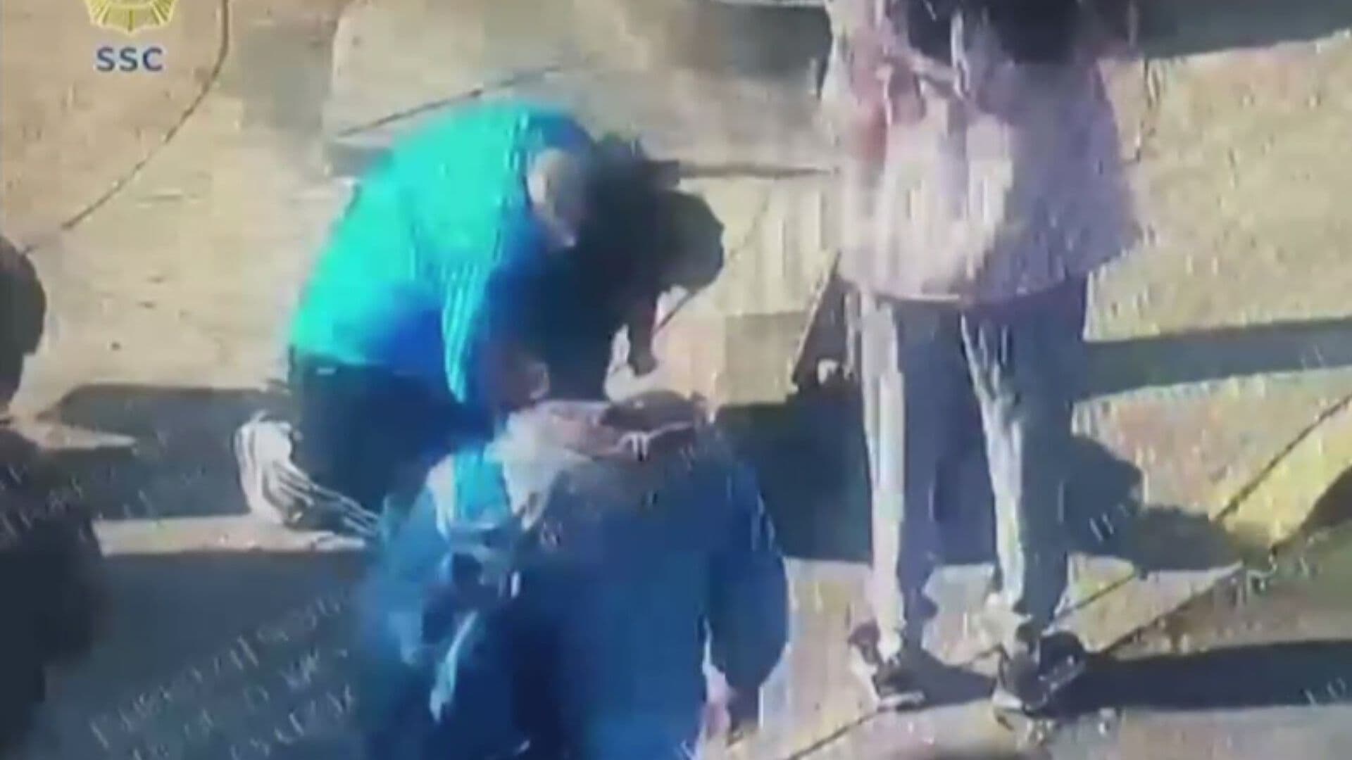 Reconocen a Policías que Salvaron a Niña que se Atragantaba en Calles de CDMX
