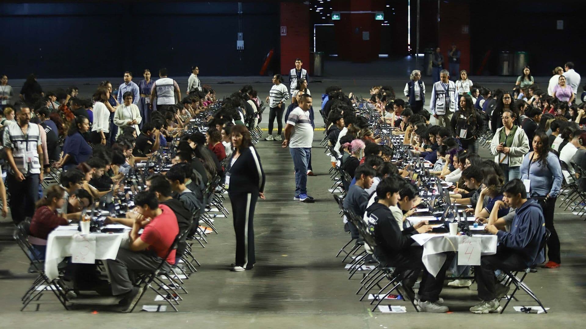 Aspirantes UNAM Buscan Probar No Son 'Generación de la Trampa' con Nuevo Examen