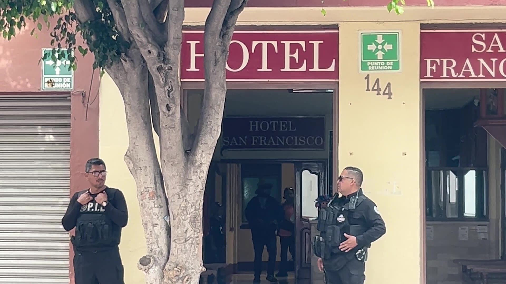 Cateo en Hotel del Centro de Querétaro Buscaba Información de 2 Detenidos