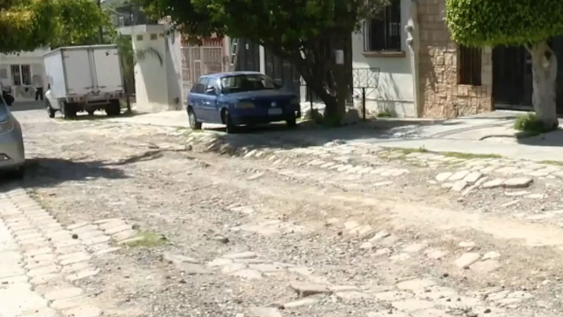 Pagan Apoyos para Pavimentar su Calle al Municipio de León y No Hacen la Obra