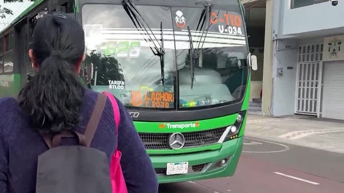 En 2026, Multan a 301 Choferes del Transporte Público de Jalisco por Usar Celular