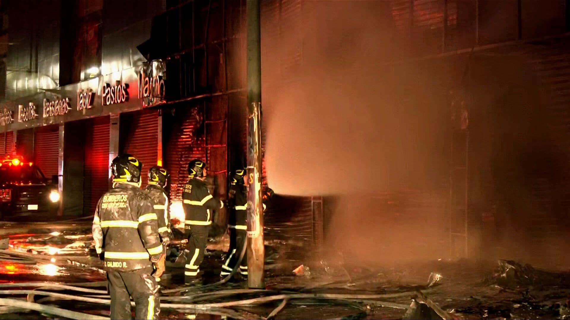 CRONOLOGÍA: Evacúan a 150 Personas por Incendio en Bodega de la CDMX