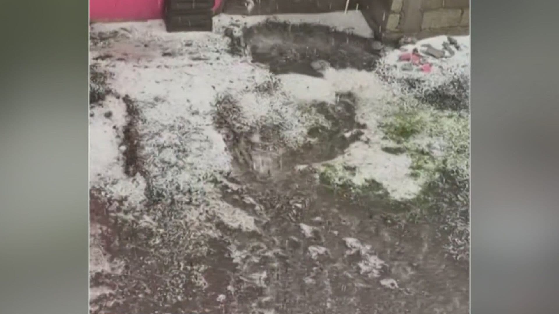 Así Lucen las Calles de Metepec, Edomex, tras Intensa Granizada Hoy Miércoles