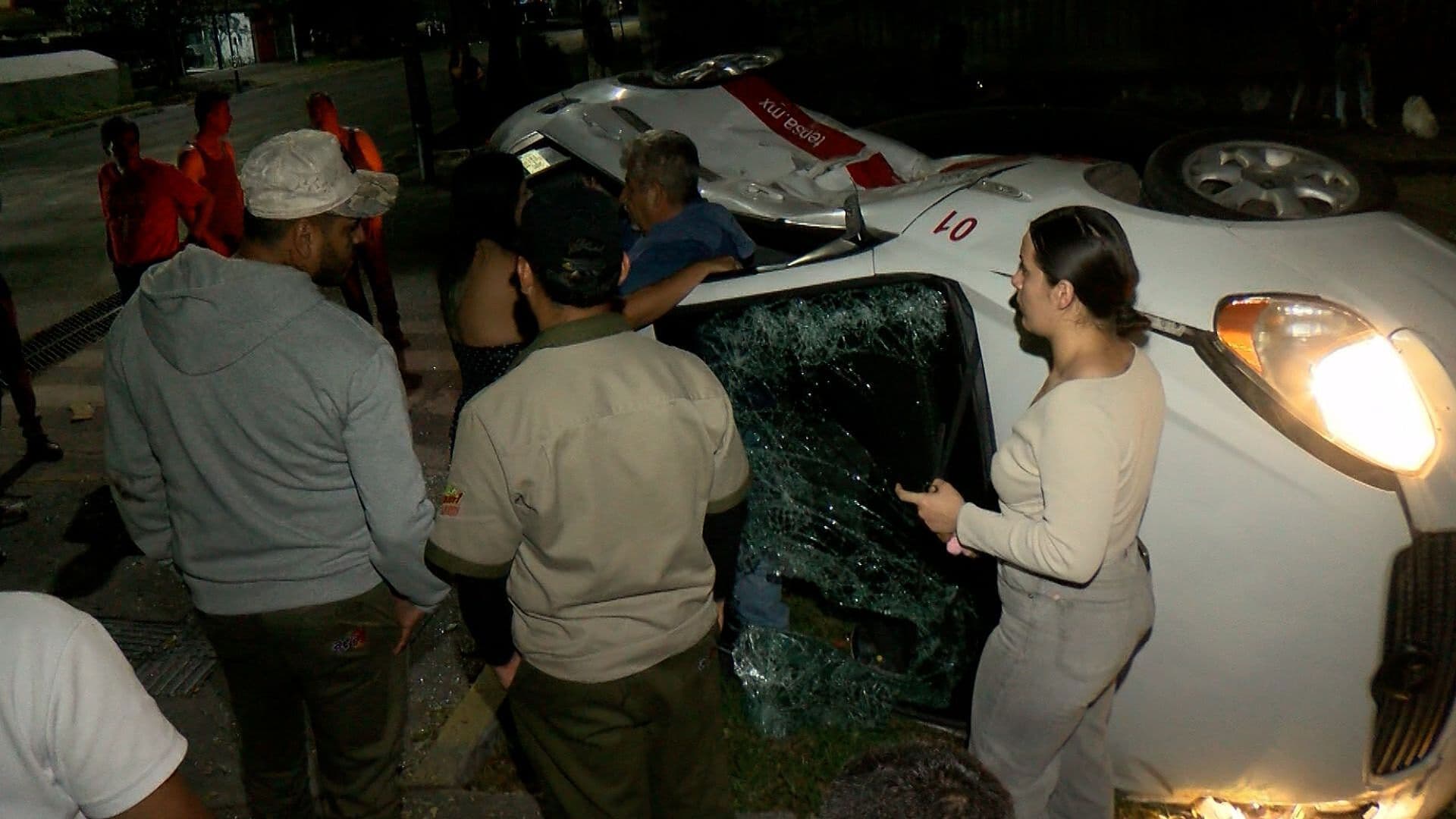 Hombre de la Tercera Edad Termina Herido por Volcadura en Guadalajara