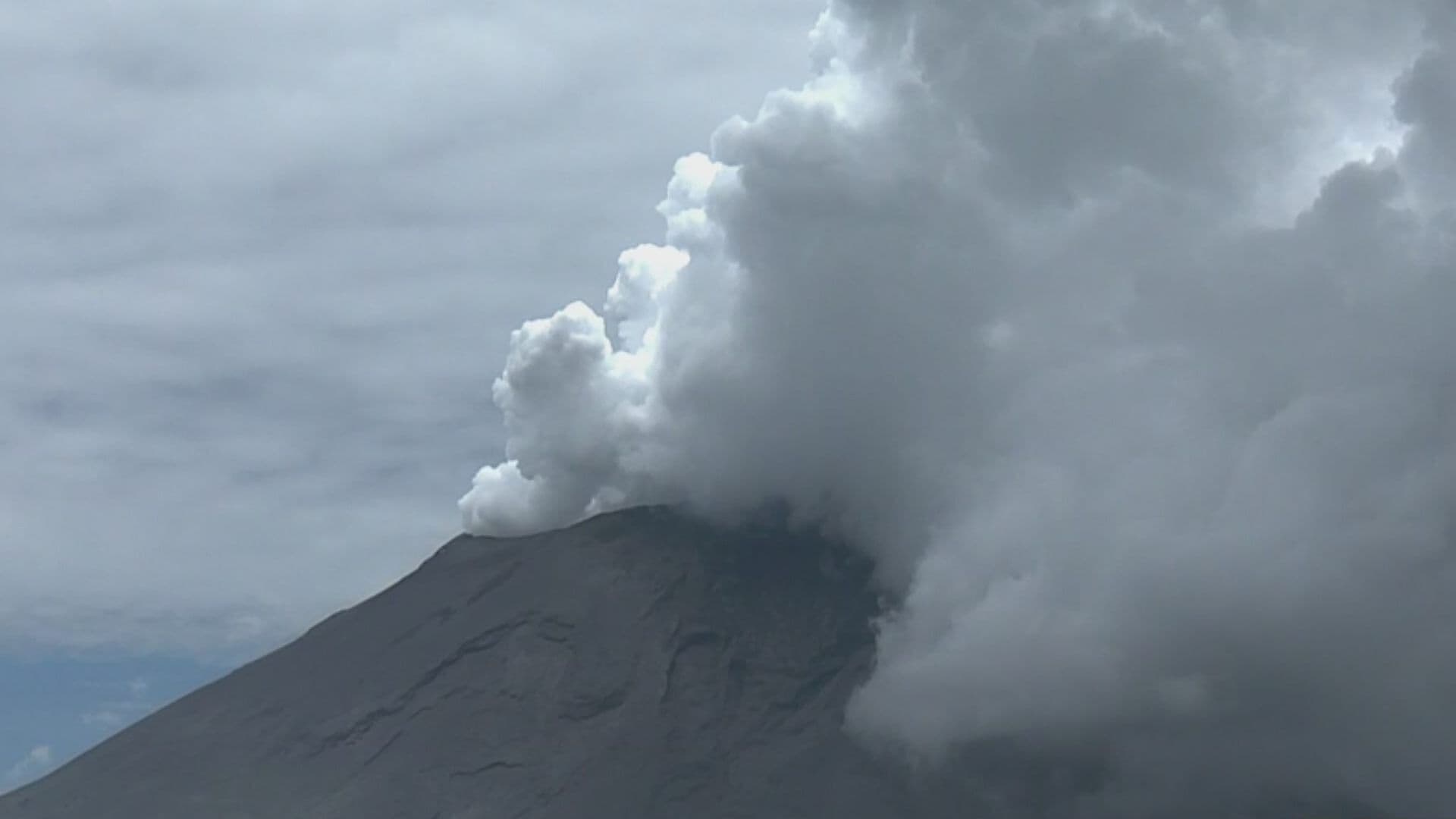 Volcán Popocatépetl Regala la Postal del Día