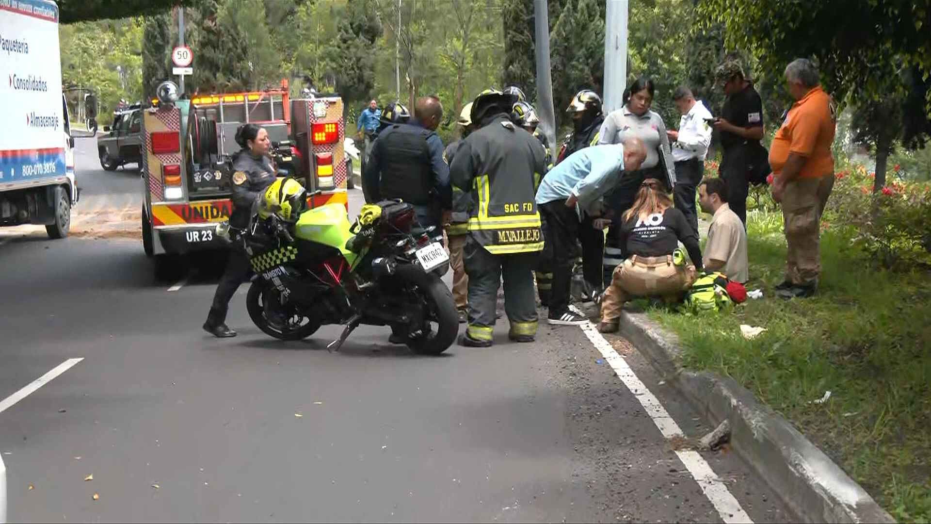 Vehículo Vuelca en Descenso en la Álvaro Obregón; Conductor Resulta Lesionado