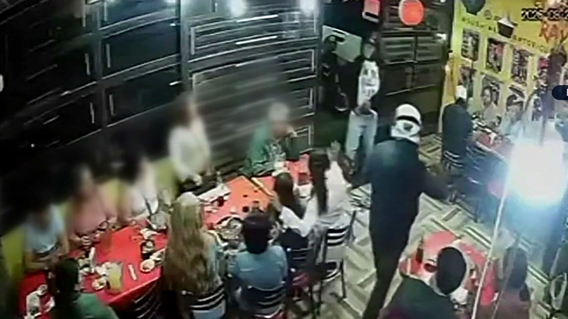 Sujetos Armados Asaltan a Comensales en Restaurante de Sushi en Ixtapaluca, CDMX