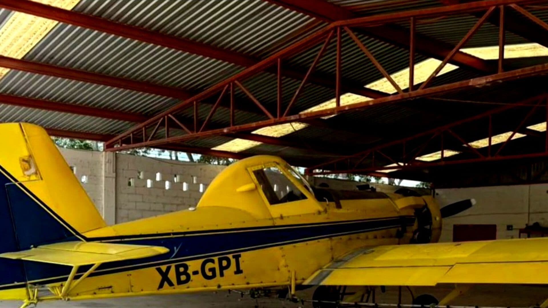 FGR Decomisa Hidrocarburo, Armas y una Avioneta en Champotón, Campeche