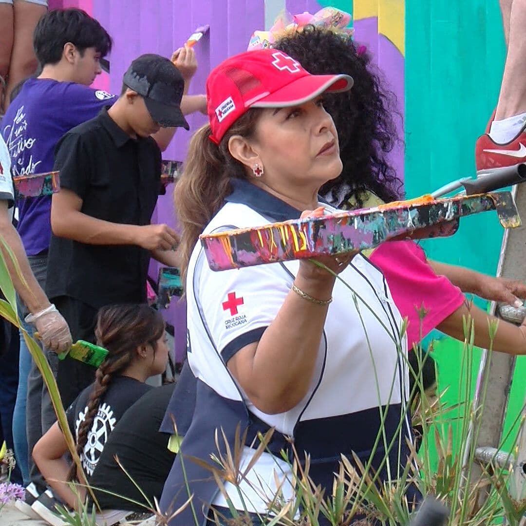 Crean Mural en Muro Fronterizo de Tijuana en Homenaje a Madres Buscadoras
