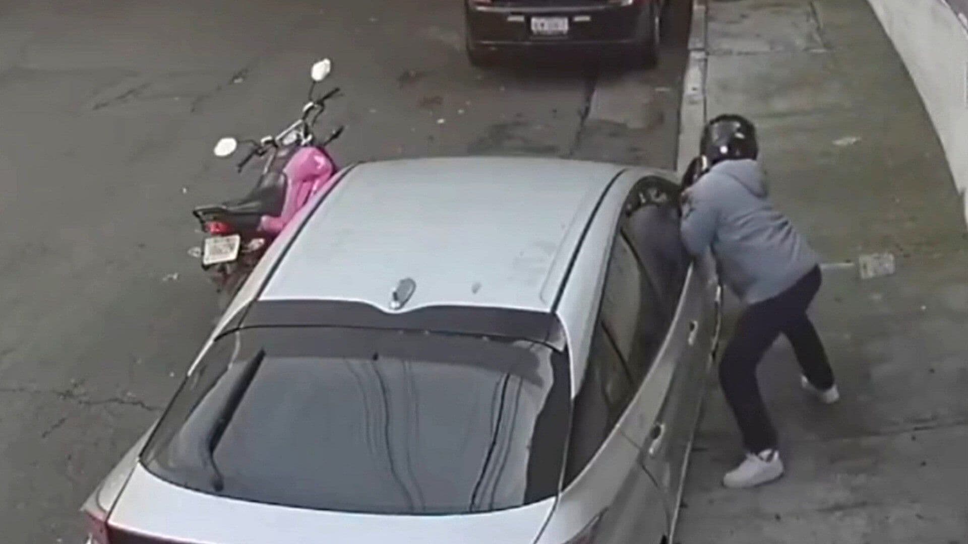 Video: Delincuentes Roban Autopartes en Menos de 20 Segundos en Iztacalco, CDMX