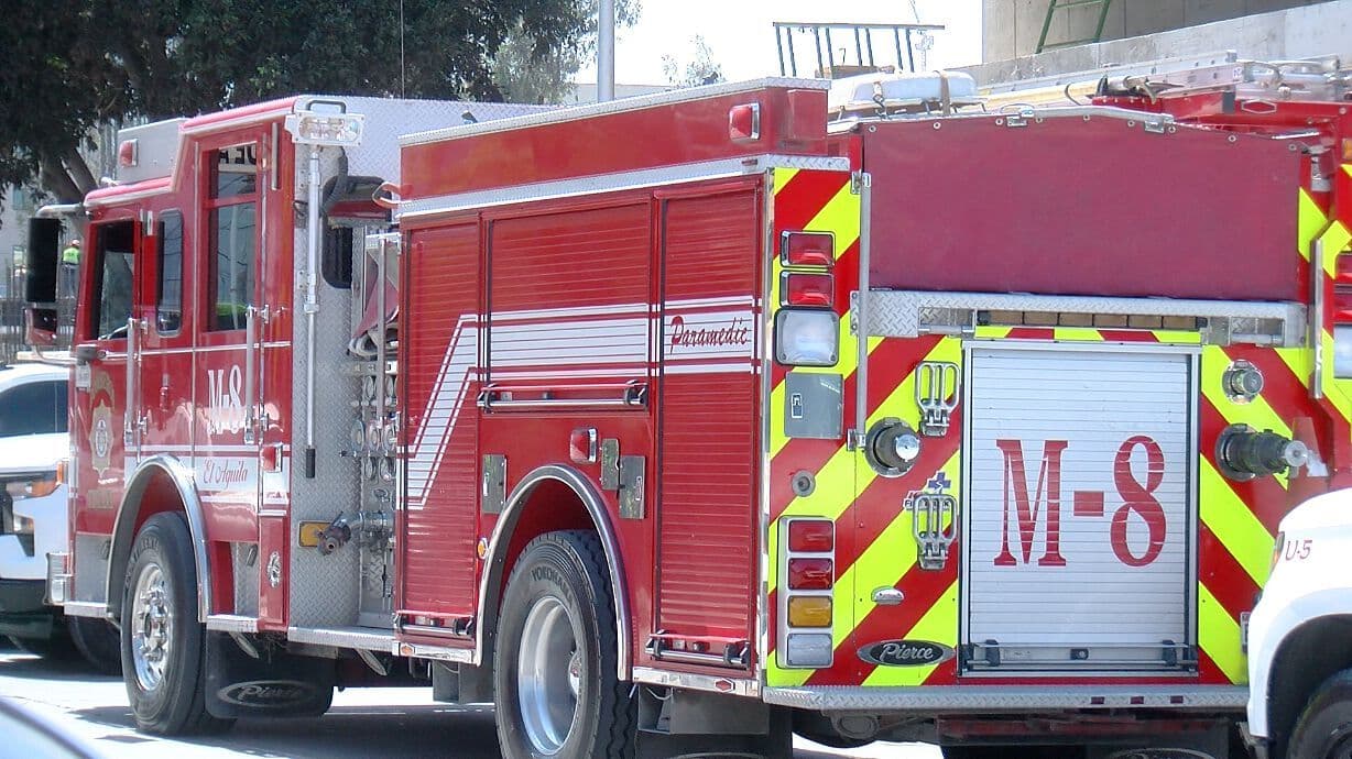 Bomberos de Tijuana Convierten el Servicio en un Legado Familiar