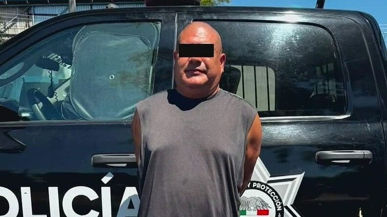 Detienen a Hombre por Agredir a Policía en Monterrey