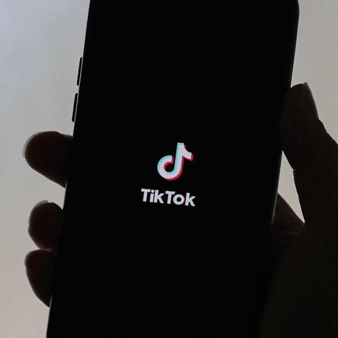 ¿TikTok permite publicidad de drogas?